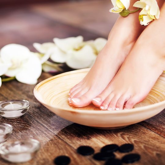 https://www.reckin-kosmetik.de/wp-content/uploads/2021/12/fusspflege-reckin-kosmetik-540x540.jpeg